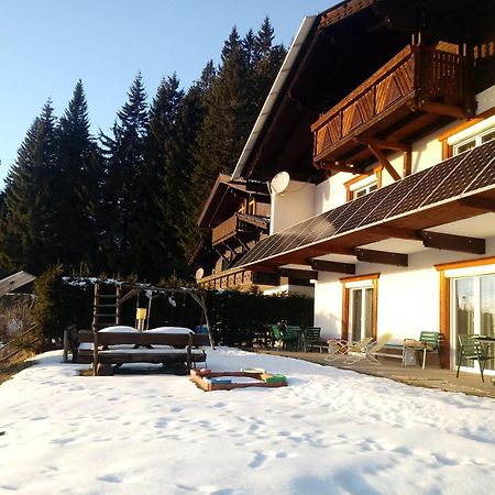 Almhaus Florian Daire Treffen Dış mekan fotoğraf
