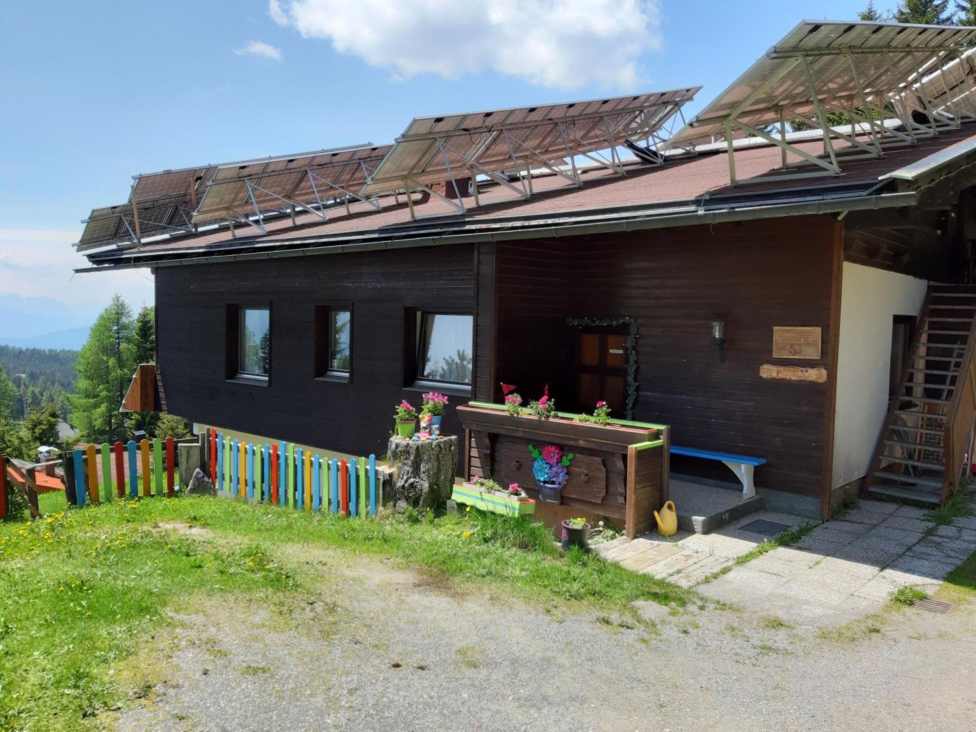 Almhaus Florian Daire Treffen Dış mekan fotoğraf